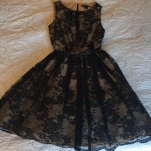 Jessica Howard, size 10 women’s. Black lace dress